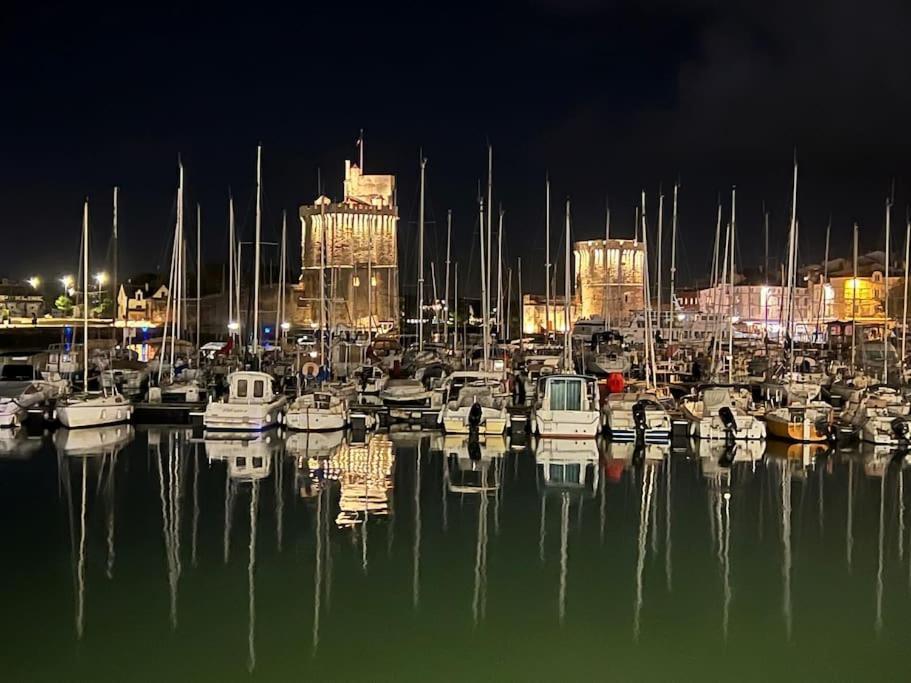 Le Logis Des Templiers Vieux Port Apartment Ла Рошел Екстериор снимка