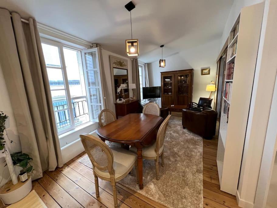 Le Logis Des Templiers Vieux Port Apartment Ла Рошел Екстериор снимка